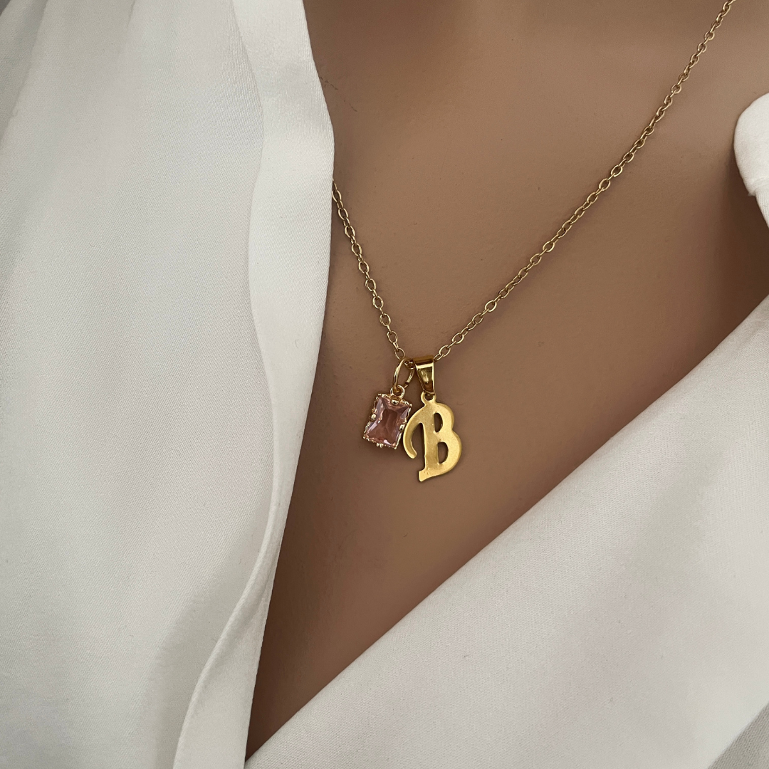 Collar Inicial Ella | KHLOE JOYAS | Colgantes,Collares,Color Oro,Colores,Iniciales