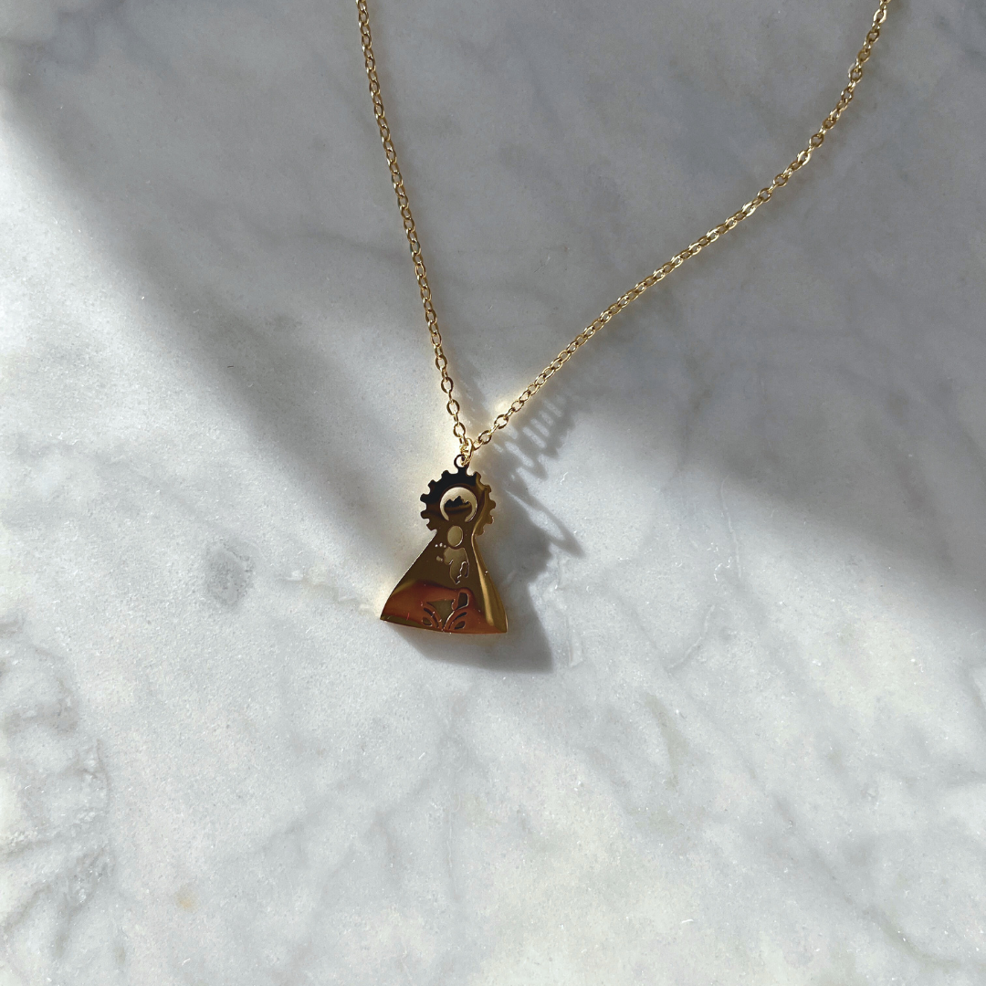 Collar Virgen De Los Desamparados Silueta | KHLOE JOYAS | Colgantes,Collares,Color Oro,Color Plata,Gargantillas,Religioso