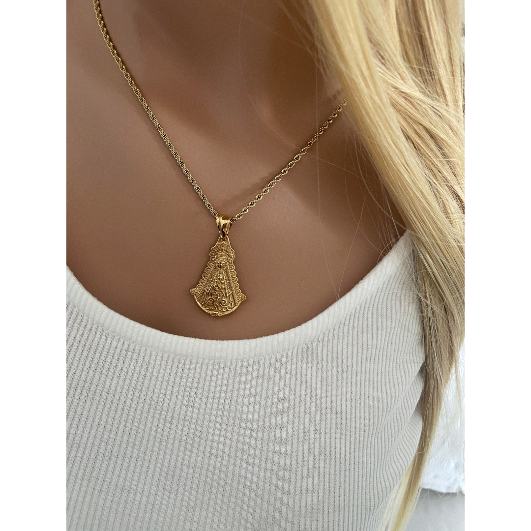 Collar Virgen del Rocío con cadena de 50cm - Vista frontal