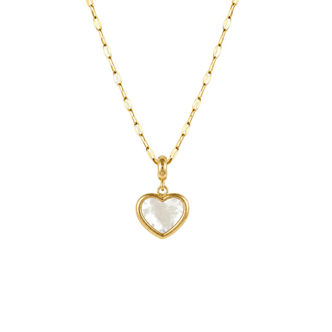 Gold heart pendant necklace