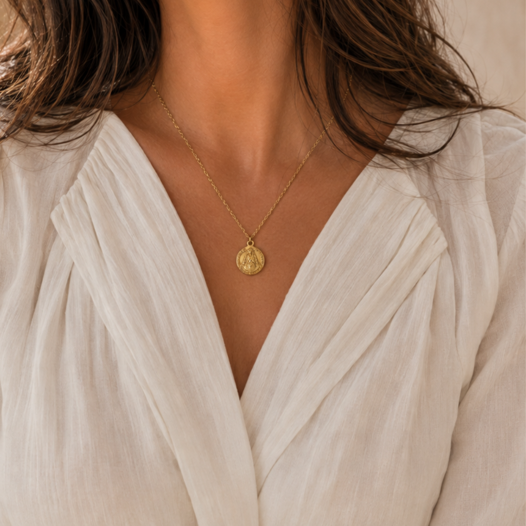 Collar Medalla Virgen Del Rocio Pastora