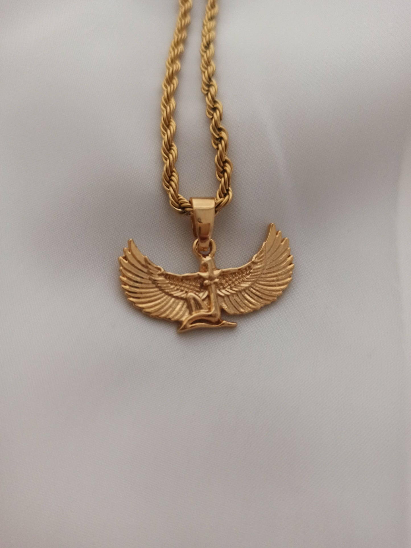 Colgante Isis