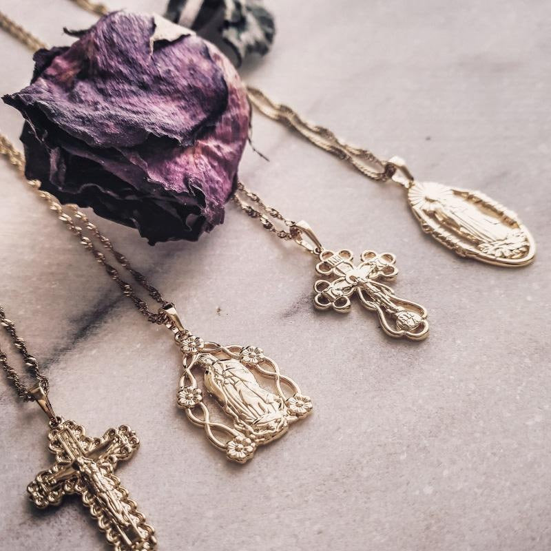 Collar Grace | KHLOE JOYAS | 40%,Colgantes,Collares,Color Oro,Religioso