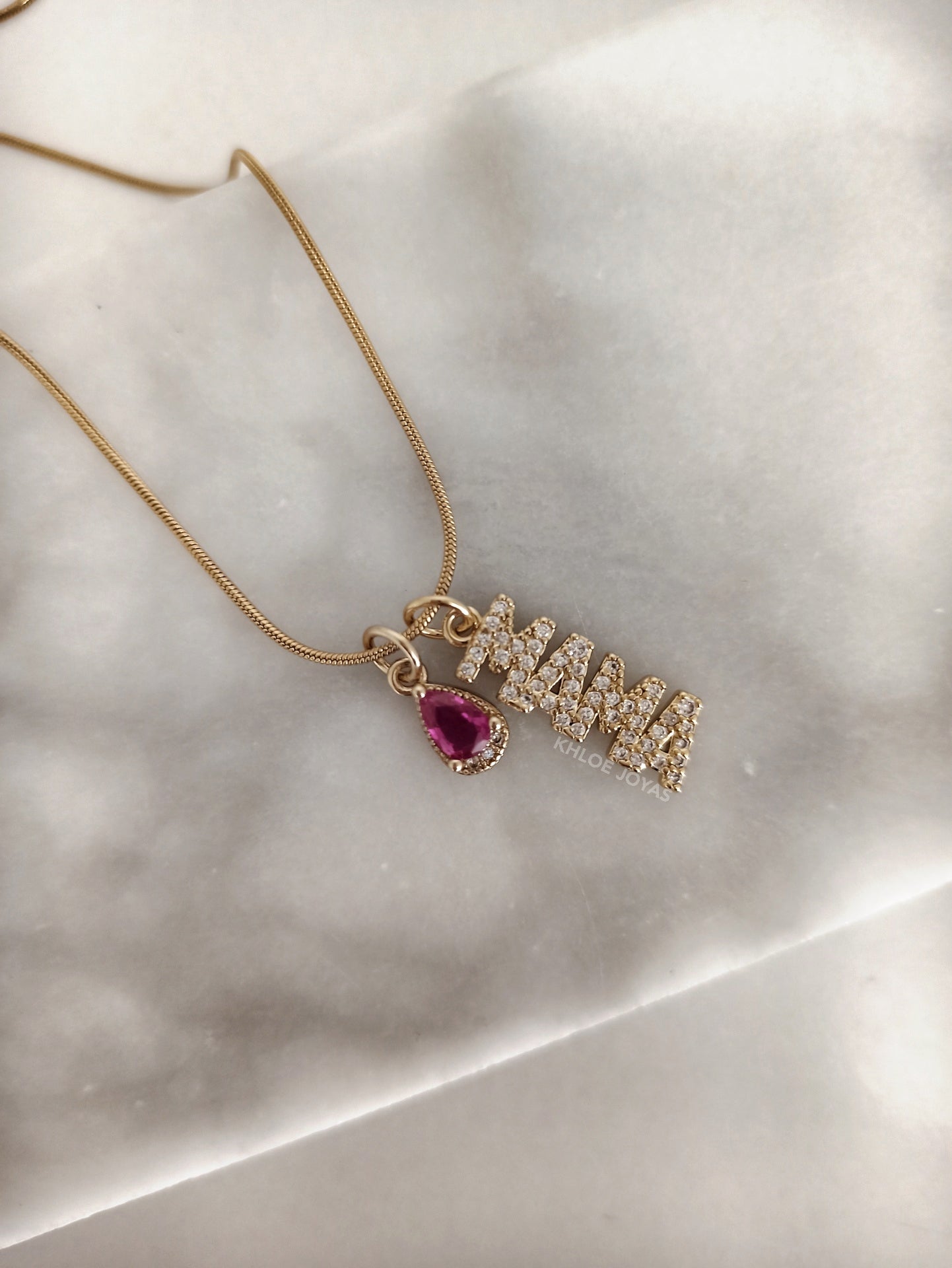 Gargantilla Mama Brillante | KHLOE JOYAS | Colgantes,Collares,Color Oro,Colores,Con Brillantes,Gargantillas