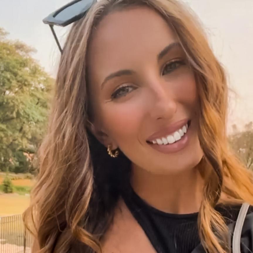 Pendientes Rhetoric | KHLOE JOYAS | Color Oro,Pendientes