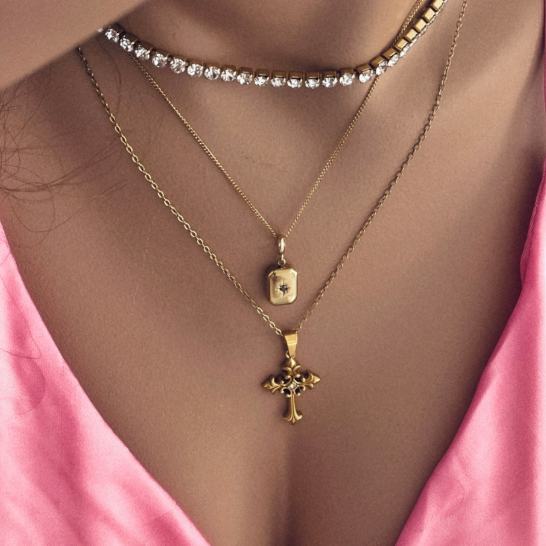 Collar Cruz Ginevra | KHLOE JOYAS | 15%,Colgantes,Collares,Color Oro,Con Brillantes,Cruces,Religioso,Unisex