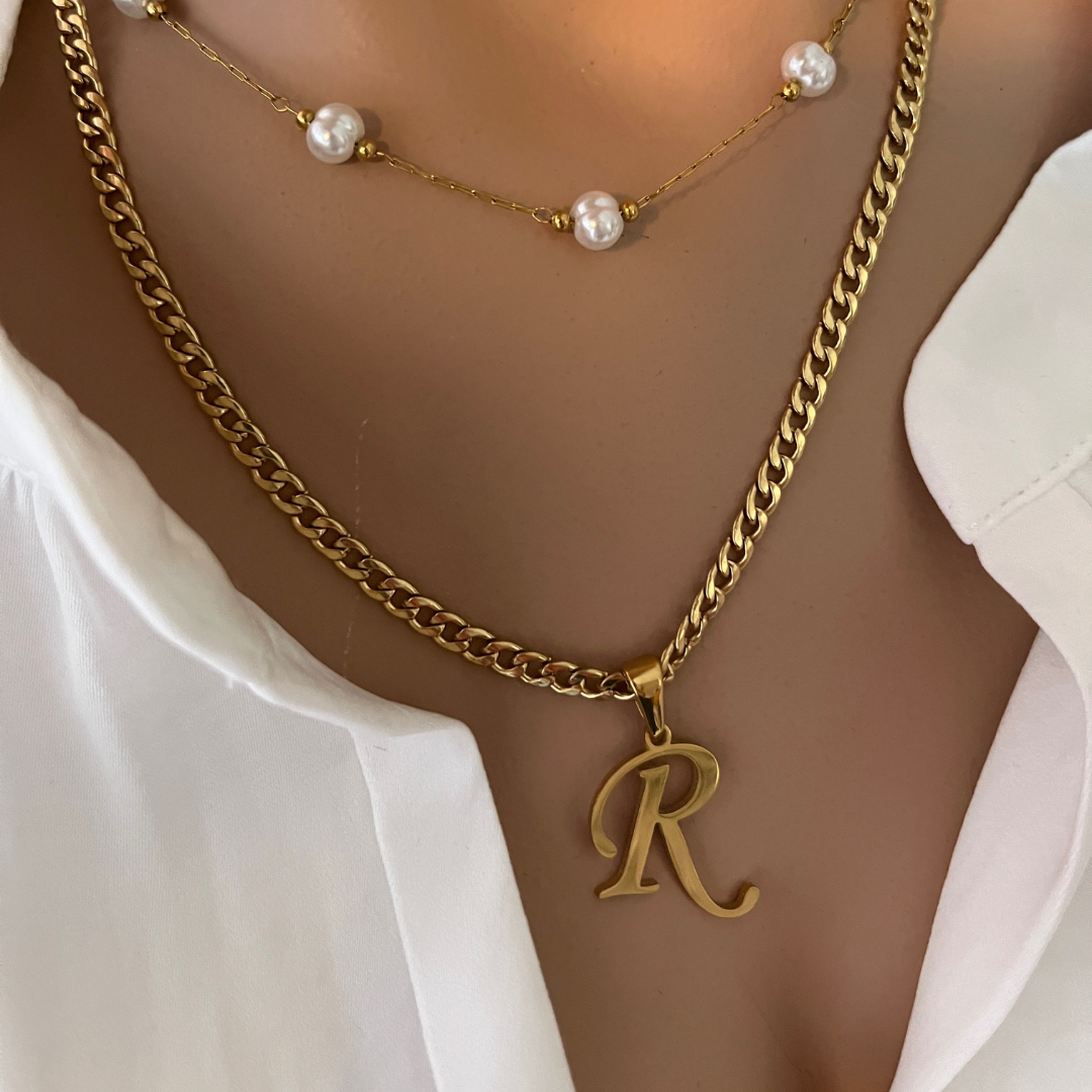 Collar Inicial Edwards | KHLOE JOYAS | Cadenas,Colgantes,Collares,Color Oro,Iniciales,Unisex