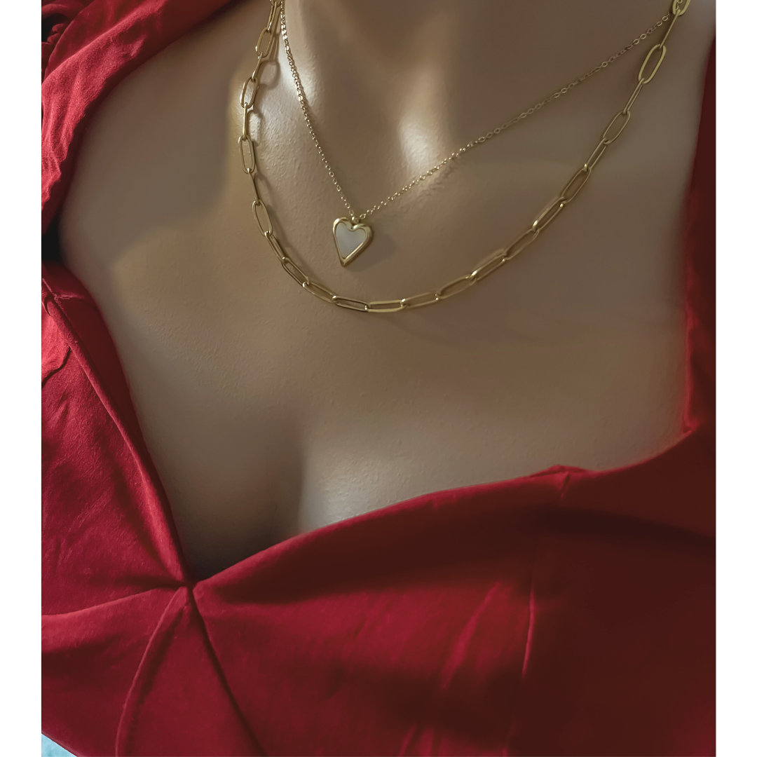 Collar Je T'Aime | KHLOE JOYAS | Colgantes,Collares,Color Oro,Color Plata,Corazon,Perlas