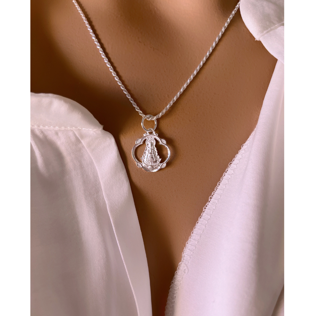 Collar Virgen Del Rocío Orla Cordon Plata De ley