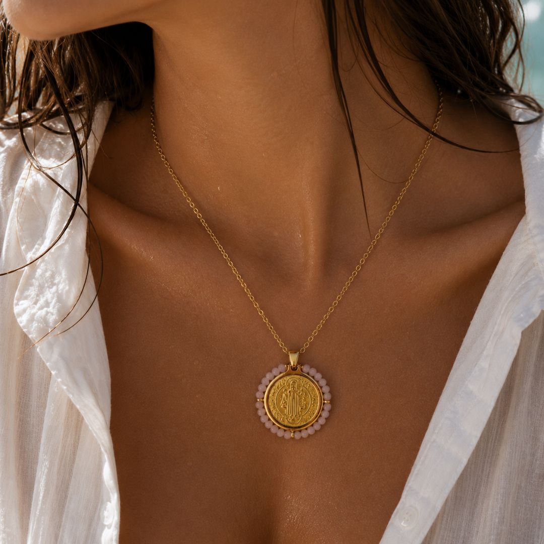 Collar San Benito Piedras Rosas