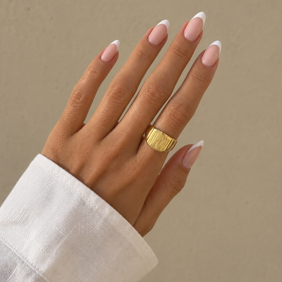 Anillo Byblos