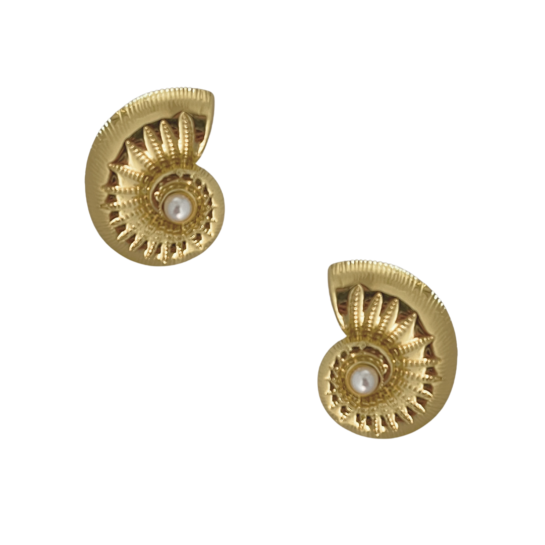 Seashell Pearl Earrings