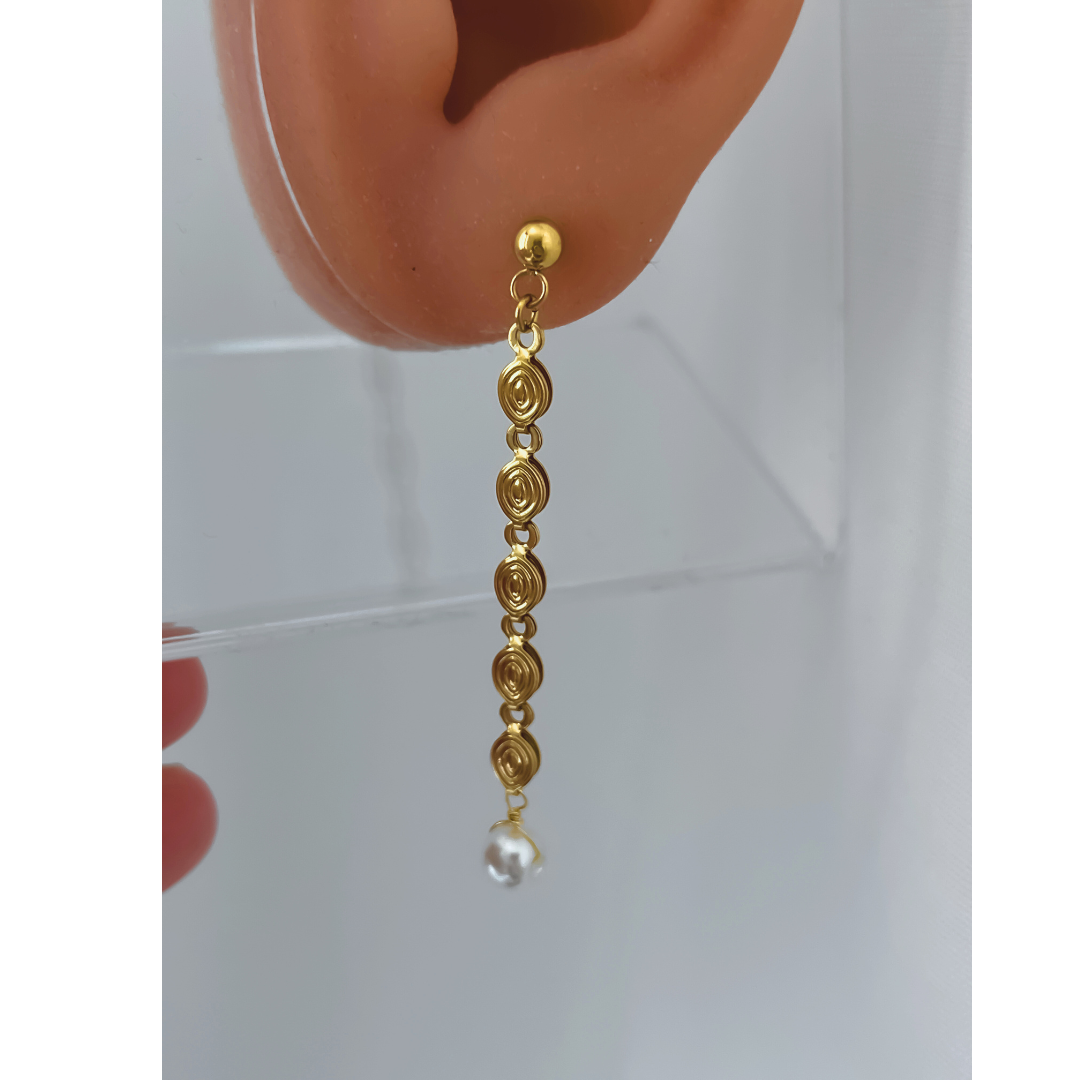 Zahara Pearl Earrings