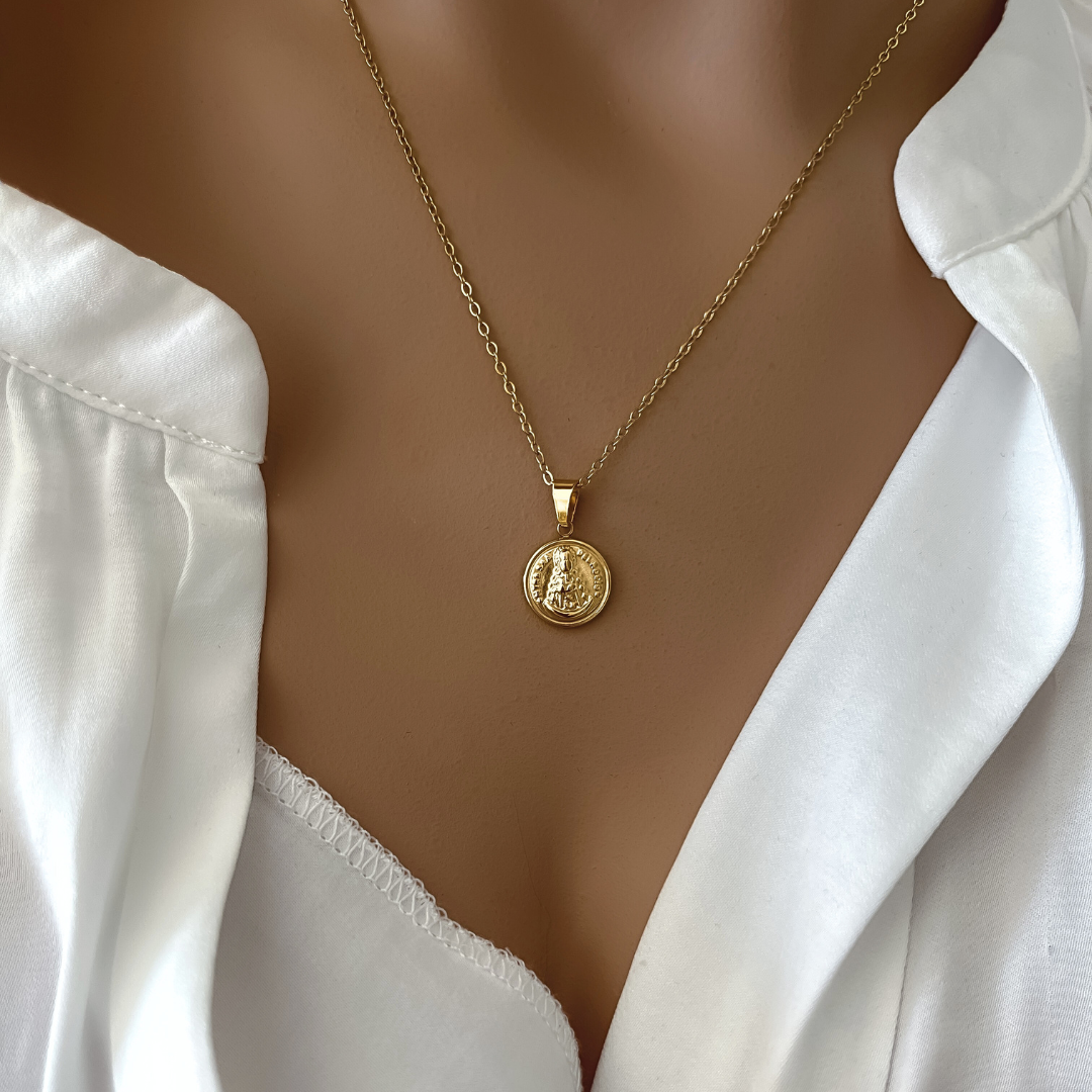 Collar Medalla Virgen Del Rocio Clasica
